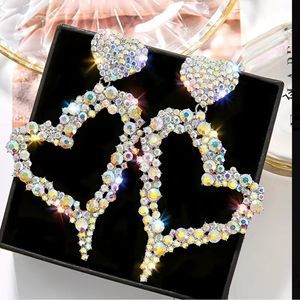 - 💖Super Sparkly Iridescent Crystal Beaded Heart Drop Earrings